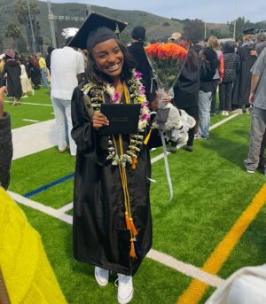 Saniyya Sidney Instagram - The number 24 is about aligning your heart with your actions, finding a sense of balance and peace, and enjoying the beauty of life. This year I graduated high school. I turned 18. I voted. I aligned with self, art & tribe. Ending the year on the highest note possible. Welcoming in the best that’s yet to come. I am blessed beyond measure. I am dancing into the New Year with ease. Wishing you a divine 2025!! 🤍🙌🏾🙏🏾