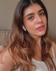 Actress Sanjana Sanghi HD Photos and Wallpapers February 2025