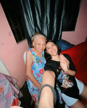 Sanya Lopez Instagram - My lola once told me noong panahon na gusto ko sumuko, “ang taong magaling o mahusay lahat kinakaya”. Ang isa sa mga unang una kong naging fan kahit baby pa ako. Happiest Birthday lola. I love you ❤️