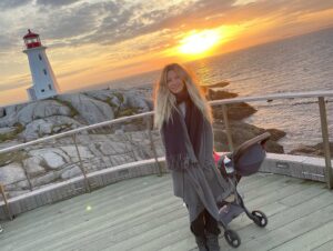 Sarah Roemer Instagram - Peggy’s Cove, you never disappoint. I’ll be a tourist for you anytime. 🫶🏻