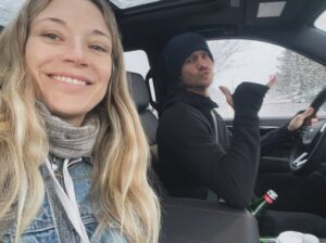 Sarah Roemer Instagram - Our first snow in Buffalo this year!! ❄️☃️❤️ #lakeeffect snow reminds me of the snow in movie sets when they use foam. It’s soooo big @chadmichaelmurray