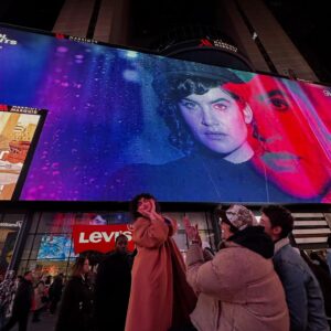 Sarah Yarkin Instagram - footage from a chill cool and normal night of my life
I LOVE YOU TIMES SQUARE YOU ARE THE HAPPIEST PLACE ON EARTH I LOVE MARGARITAVILLE !!!!!!!! I LOVE BASKETBALL ITS MY FAVORITE SPORT I LOVE YOU GUYS FOR WATCHING OUR SHOW
