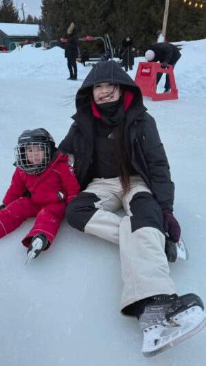 Sarain Fox Instagram - We took the kids skating for the first time at @bluemtnresort 🧊