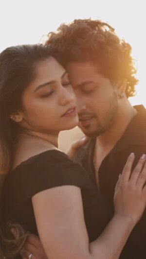 Saranya Nandakumar Instagram - “Two hearts, one desert, endless love.” ❤️

🎥 : @honeycomb_weddings_ 
.
.
.
.
#postweddingscenes #postwedding #love #reels #suriya #tamanna #tamil #tamilan #viralvideos