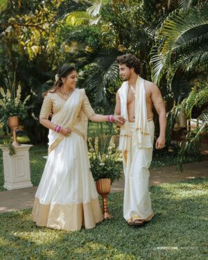 Saranya Nandakumar Instagram - A New chapter of love begins…😍

Styling: @amritha_lakshmi___ @ka_styling_house 
Dop : @honeycomb_weddings_ 
Bride outfit: @aatmabyamitha 
makeup: @makeover_by_shelna 
hair: @hair_by_sumi 
Event: @luminor_events_and_designs 
Groom makeup and hair : @abhijith_laflare_makeupartist 

[ wedding, saranya wedding , wedding day]