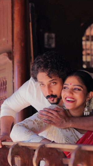 Saranya Nandakumar Instagram - Us❤️ 

🎥 @honeycomb_weddings_ 

[ couplereel, lipsinc, Saranyanandakumar ]