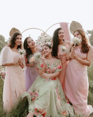 Saranya Nandakumar Instagram - Bridesmaids for a day, best friends for life .I’m so lucky to be surrounded by so much love.

Outfit : @_prettypink.in 
Photos: @honeycomb_weddings_ 

[ bridal shower, bride to be, saranya nandakumar]