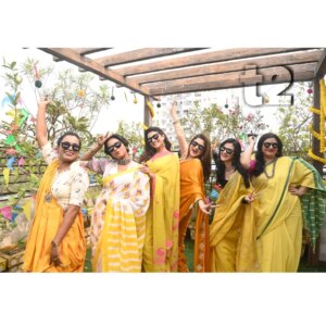 Sauraseni Maitra Instagram - Team Aamar Boss blooms in hues of spring for a special Saraswati puja shoot for t2

For the full story, check link in bio