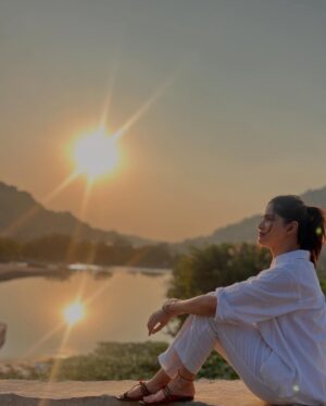 Sayli Patil Instagram - A little trip!
It was all about experiences, connections, and little joys! ☀️📸🎨
