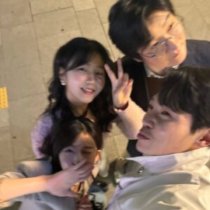 Seo Hye-won Instagram - 최고의 회사🫶🏻 피플즈 최고!!!!!!!!!! 사랑해요🩷
#나의완벽한비서 #lovescout
@sbsdrama.official