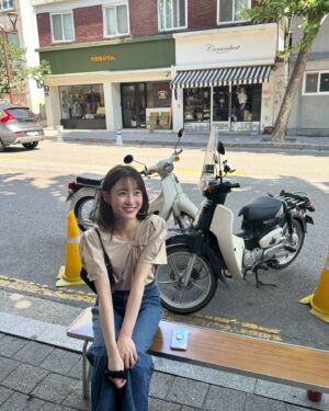 Seo Ji-hye Instagram - 두서 없는 앨범털이😏