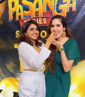 Shalini Balasundaram Instagram - Isha, Harshini, Ranjani wouldn’t have been Possible for me without their guidance & support 🙏🥹Words can never be enough to thank the both of you. 

I remember walking into their studio for audition as a broken kid , super lost not knowing what was ahead of me. 

The first thing I told them was that I wasn’t famous on social media, and their reply was “ We will never see all that, your talent & hardwork is what matters”

I have learnt alottt from both of them. Satheesh sir is everything for me when it comes to acting. He is a guru, brother, motivator & etc. a man with few words but he knows exactly how to get the best out of you. I from the bottom of my heart, would like to dedicate my success to them ♥️🙏

Shalini ma’am has been strict & there is no fun fun with her. But she deeply knows what’s best for me. Thank you for borrowing me your accessories when I didn’t bring mine. For being so kind to me despite all the challenges. I wish you nothing but all the success in this world ka ♥️🙏

Wishing the both of you lots of love and happiness. Love you both ♥️