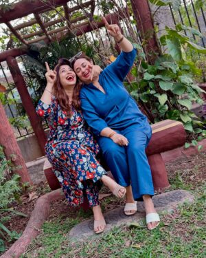 Shalini Kapoor Instagram - Moments of Love 🧡 
Choti choti खुशियाँ 🥰
.
.
.
#family #familytime #love #moments #happiness #gratidao #grateful #insta #instagood