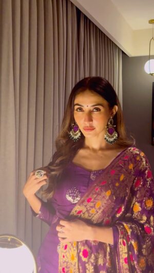 Sharanya Jit Kaur Instagram - 💜🥀