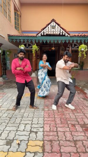 Sharanya Turadi Instagram - ❤️ Ada da Brahman ButhiiiSaaali ❤️
