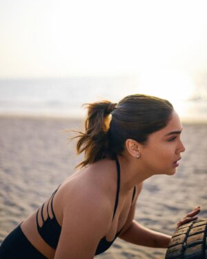 Sharvari Wagh Instagram - Never tyre’d of a good beach workout 🌊🛞#MondayMotivation