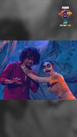 Sheen Dass Instagram - A horror act and a horro story- Never saw this combo coming 🫣
Dekhiye #IBDvsSDChampionsKaTashan Sat-Sun raat 7:00 baje 
Aur 
Dekhiye #AamiDakini jald hi

sirf #SonyEntertainmentTelevision par aur Sony LIV par. 

@remodsouza @geeta_kapurofficial @malaikaaroraofficial

#IndiasBestDancerVsSuperDancer #IndiasBestDancer #SuperDancer #SonyTV #MalaikaArora #Bollywood #RemoDsouza #Entertainment
