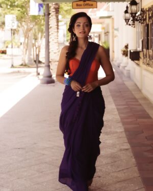 Sheena Chohan Instagram - 💜
.
.
.
Team: 
Photography: @willsbeenhere
Saree by @suta_bombay 
Look Videography: @_ana_barth_ 
Hair : @flok_by_bekim @bekim_personal
Makeup : @lule_loveshair
Hair Assistant: @cosmocollins 
Stylist: @vinaa_shankar 

#sheenachohan #india #newlook #international #reels #instagram #sheena #saree