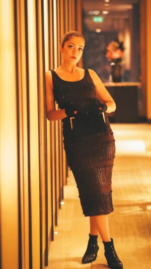 Sheena Chohan Instagram - A lady in black, bold and free,
A force of grace, wild as the sea.
Eyes like fire, heart so deep,
A warrior’s soul, where infinite dreams sleep!

@elleindia Awards 2025
.
.
.

#TimelessStyle #VintageMeetsModern #FemmeFatale #sheena #SheenaChohan #elle  #ELLEList2025