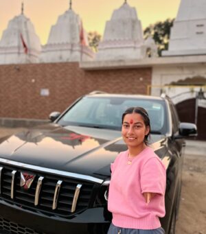 Sheetal Devi Instagram - Thrilled to finally own the Mahindra Scorpio N! 

At 16, I was stunned to learn #AnandMahindra sir wanted to gift me a car of my choice from Mahindra. Unbelievable! - Kuch Bhi, I murmured. Once reality sank in, I opted to collect it after turning 18. 

Post my 18th birthday, I met Mr. Mahindra to express gratitude… Sir, thank you for your kindness and encouragement. Choosing a Mahindra vehicle was thrilling yet overwhelming, but the Mahindra Scorpio N was the one that stole my heart! It felt perfect for the rugged roads of my village. The vehicle is amazing! Thank you again, Sir! 

First drive: we headed to Katra, to offer gratitude and prayers. Forever grateful for this incredible journey! 🏹🧿♥️🇮🇳

@mahindra.scorpio.official 
@mahindra_auto