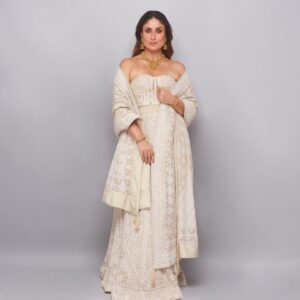 Shereen Sikka Instagram - With my superstar @kareenakapoorkhan for @malabargoldanddiamonds 

Look 1 
Corset : @aikeyah
Saree & duppata :  @re_ceremonial 

Look 2: white chikankari 
Full look :  @dhaagaandco

Look 3: 
Outfit and Custom mirror jaal dupatta : @itrhofficial 

Look 4: 
Pink saree and blouse : @roseroom__official

Look 5 : 
Full look : @labelnityabajaj
Bindi : the_bindi_project 

Look 6: 
lace saree look : @shehlaakhan 

Look 7 : 
Full look : @amitaggarwalofficial 

Look 8 : 
Full look @rohitbalofficial 

Styled by : @rheakapoor with @shereenlovebug @sanyakapoor 
Style team : @dipteeagarwal @niyatiij @rudri_kariya 
Managed @alisha5dave 

Beauty by @savleenmanchanda @mikedesir
Managed @versis_entertainment @poonamdamania @nainas89 

Directed by @abhivarman 
Shot by @ridburman
