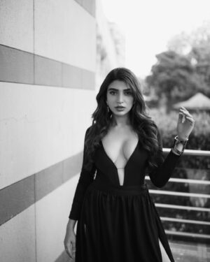 Shernavaz Jijina Instagram - 🤍 @bharat_rawail @henna.akhtar @thehairstory__ @binkiboo__ @farahwriter
