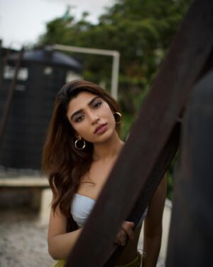 Shernavaz Jijina Instagram - 🌻 . . . .  @bharat_rawail  @henna.akhtar  @thehairstory__  @farahwriter @binkiboo__