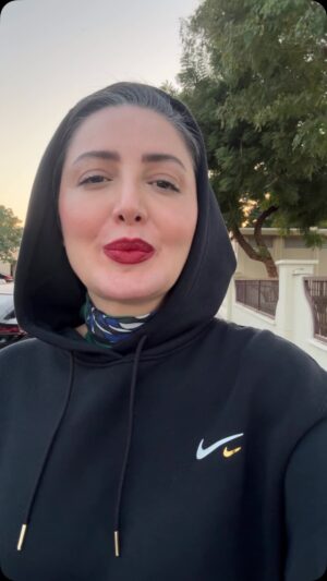 Shila Khodadad Instagram - این کتاب رو میتونید از انتشارات ابوعطا تهیه فرمایید