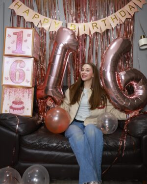Shiloh Nelson Instagram - I’m sixteen?!? And nobody told me?!? For real tho I still feel twelve. Thank you so much for all of the love and birthday wishes!!🫶