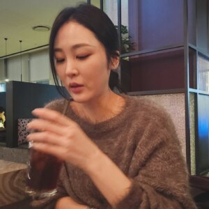 Shin A-young Instagram - ☕️