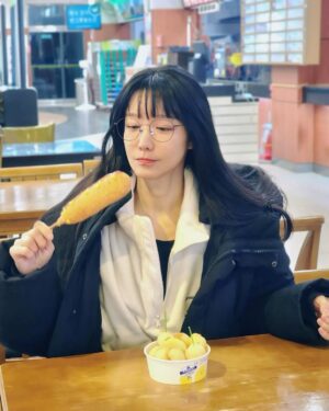 Shin So-yul Instagram - 📋
