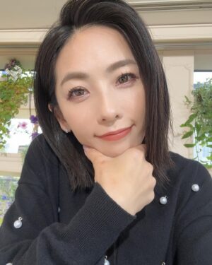 Shin Yazawa Instagram - ☆

先日。
体調を崩し検査を受けてきました。
久しぶりに細かく検査をしていただき問題ない部分を知る事ができて安心出来ました。けれど腸の動きが鈍くなっている事も分かりました。
大体体調を崩す時、私は腸に問題があるので改めて腸活*って大事だと感じました。
発酵食品も野菜も運動も継続しよう！＊腸を整えること
「継続は力なり」
続ける事が大切だと思うので私は生活に新ビオフェルミンSプラス錠を取り入れたいと思います。
1度に2種のビフィズス菌と2種の乳酸菌が摂取できるので、家事、育児、仕事の毎日の中でも「生きた腸活*」が手軽に始められてありがたいです！
旅行にも仕事にも、カバンに忍ばせて持っていけちゃうし、継続の１つに加えてみようと思います☆＊生菌で腸を整える事

#PR
#大正製薬
#ビオフェルミン
#腸活
#生きた腸活
#ビフィズス菌
#乳酸菌
#指定医薬部外品
#新ビオフェルミンSプラス錠

@biofermin_official