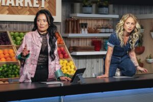 Shirley Chung Instagram - This was the last episode of GGG I filmed before my diagnosis as Shirley 1.0 ☺️. I am still recovering from my cancer, can’t wait to watch it tomorrow on @foodnetwork !! 🥰 ….. I do miss my long long hair 
Premiering Wednesday, January 22nd at 9pm – “All-Star All Swap”
Iron Chef Alex Guarnaschelli makes her triumphant return to Flavortown Market by taking on fellow culinary greats Rocco DiSpirito and Brian Malarkey in one of the most twisted competitions yet. #GroceryGames  Warner Bros Discovery is committed to helping those affected by the Los Angeles wildfires. Join us in supporting American Red Cross, World Central Kitchen, Los Angeles Fire Department, Save the Children and Best Friends Animal Society who are on the ground providing meals, shelter, and critical supplies to those in need. Families affected by the wildfires urgently need your support. Visit https://www.pledge.to/fires or text RELIEF to 707070 to Donate Today.