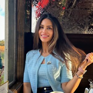 Shiva Negar Instagram - 🚂🍷 

#napavalley #winesipping #winelover #holidayvibes #shivalife #cali