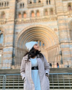 Shivali Parab Instagram - 🧿 
.
#shivaliparab #kalyanchichulbuli #love #london