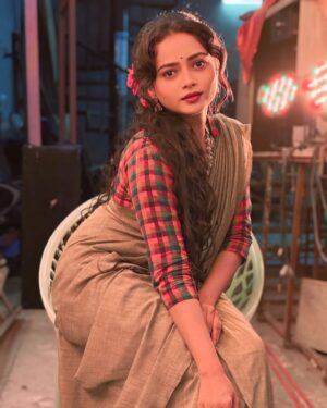Shivali Parab Instagram - चलो तुमको सितारों में ले चलूँ ✨ 
.
#shivaliparab #kalyanchichulbuli #love #sree