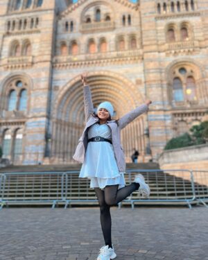 Shivali Parab Instagram - Namaste London 🧿
.
#shivaliparab #kalyanchichulbuli #love #london #namstelondon
