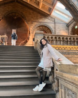Shivali Parab Instagram - Namaste London 🧿
.
#shivaliparab #kalyanchichulbuli #love #london #namstelondon