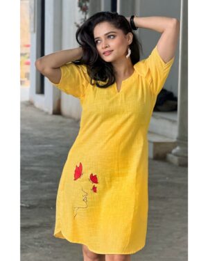 Shivali Parab Instagram - So, I got this amazing ‘hand printed one-piece comfy by @kiraclothing.store
🙌🏻
Please dm @kiraclothing.store to confirm your order ! 
.
#shivaliparab #kalyanchichulbuli #love