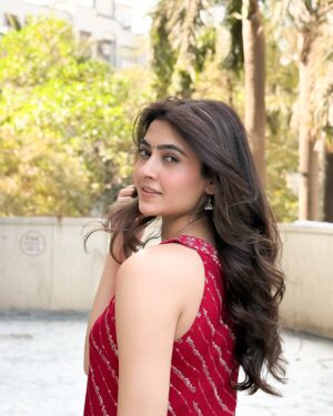 Shivangi Khedkar Instagram - 🕊️🪕🦢🕯️🪞

#lovebeyondlimits