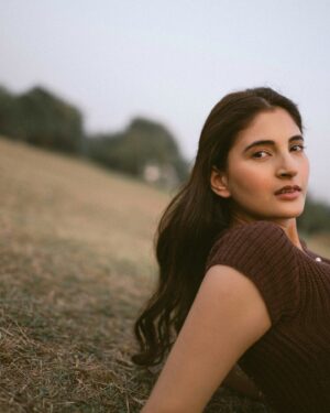 Shivani Raghuvanshi Instagram - November 🍁
.
.
.
.
.
.

Shot by : @bharat_rawail 
Styling : @bombaebyaisha 
HMU : @dipannita13