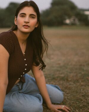 Shivani Raghuvanshi Instagram - November 🍁
.
.
.
.
.
.

Shot by : @bharat_rawail 
Styling : @bombaebyaisha 
HMU : @dipannita13