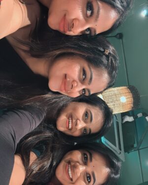 Shiyara Sharmi Instagram - #girlsdayout💕 

@shiyara.shalini @vj.narmadha @sai_rithu19