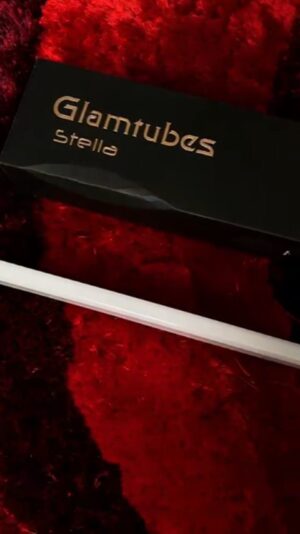 Shona Roy Instagram - Buckle up for a breathtaking experience with Havells Glamtubes! These lights will steal your heart and leave you in awe. 💫

#HavellsLighting #HavellsGlamtubes #GlamourComesHome