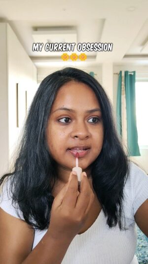 Shona Roy Instagram - My current obsession 🌼🌼
.
.
#lipstickswatches #currentobsession #brownlipstick #brownlips #duskyskin #browngirls #everydaylipstick 
.
.
.
[ Current Obsession brown lipstick nude lipstick lipstick swatches brown girl lipstick lipstick for Dusky Skin everyday wear lipstick ]