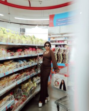 Shruthy Sathyan Instagram - Shop ‘til i drop”🛒🛒🛒