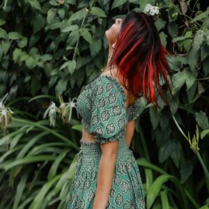 Shruthy Sathyan Instagram - 🫶🏼

Outfit @urbanic_in 
Chocker @just_lil_things_ 
Bangles @lili_origin