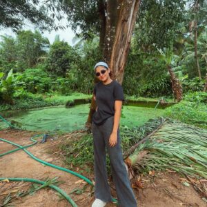 Shruthy Sathyan Instagram - Being casual & lazy is my style 🌼