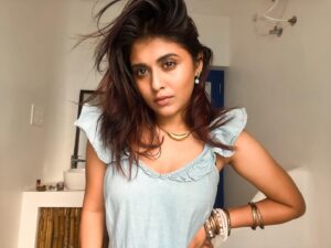 Shruthy Sathyan Instagram - ☀️👙🌊 let’s be mermaids 🧜‍♀️ 

#sea #beachoutfit #beachlook #vacay #ootd #trend #mermaids