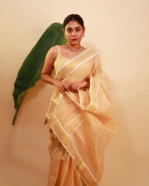 Shruthy Sathyan Instagram - Onam is almost here!🌸Book your orders at the earliest and get ready to celebrate Onam in style, no matter where you are in the world - we ship worldwide!

| SWARAAH DESIGN |

Get back to us know more - 9605958158

#onam #onamoutfit #outfitoftheday #swaraah #swaraahdesigns #saree #sareelove #shirtdesign #model #boutique #trending #trendingoutfits #traditional #onam2024